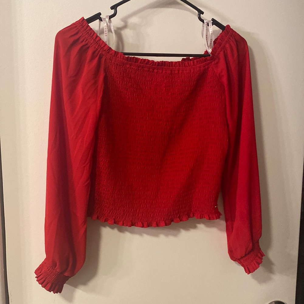 GUESS TOP